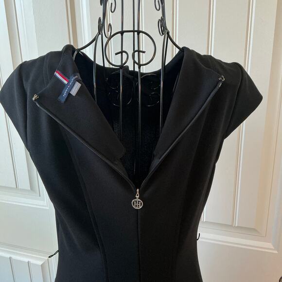 Size 4 - Tommy Hilfiger - Classic Black Dress - Picture 5 of 5